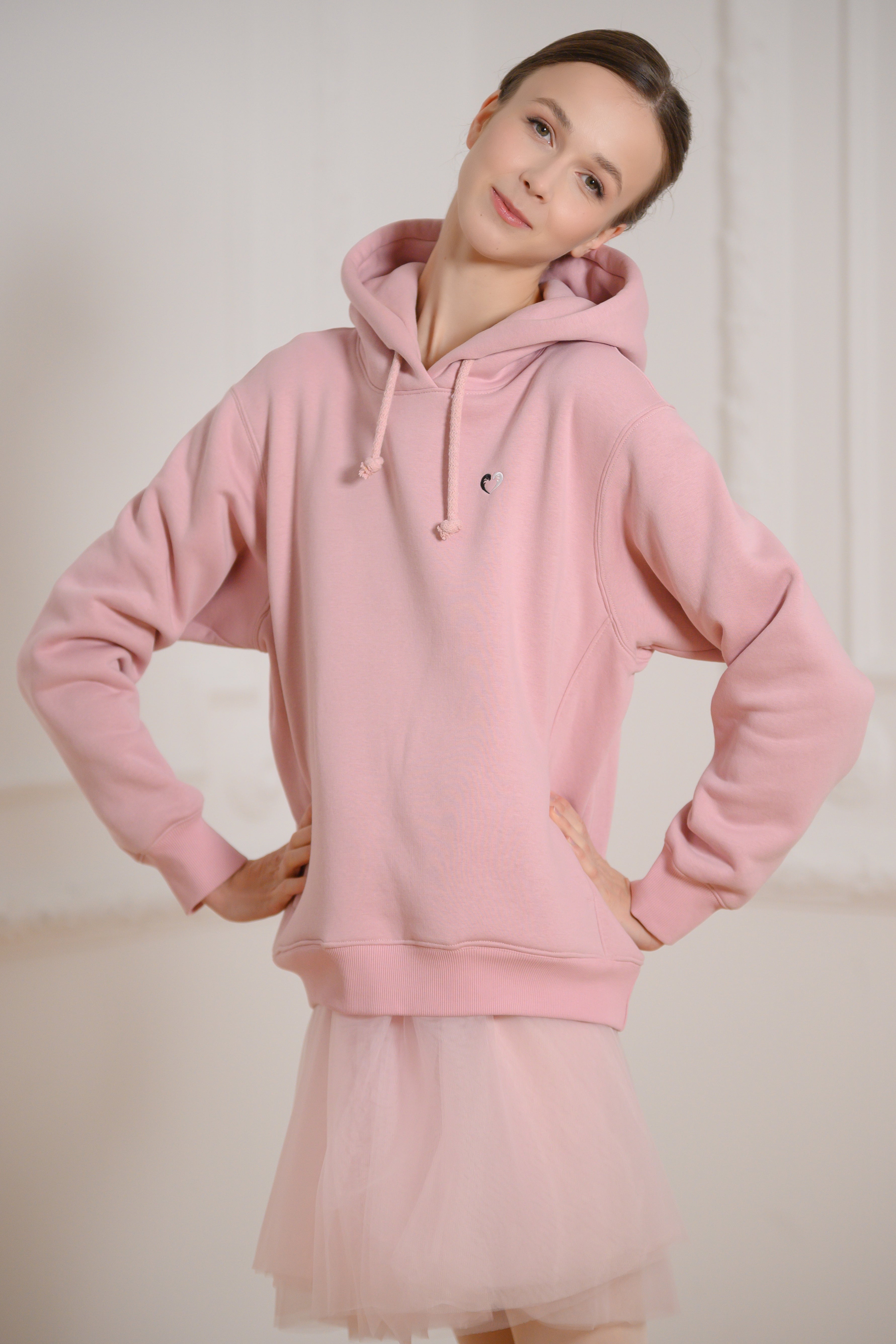 Love sign hoodie