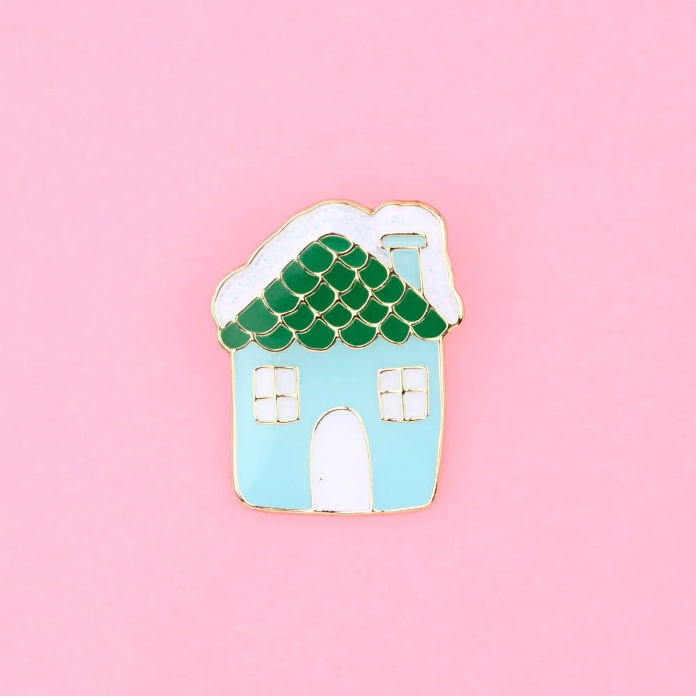 SNOWY HOUSE PIN