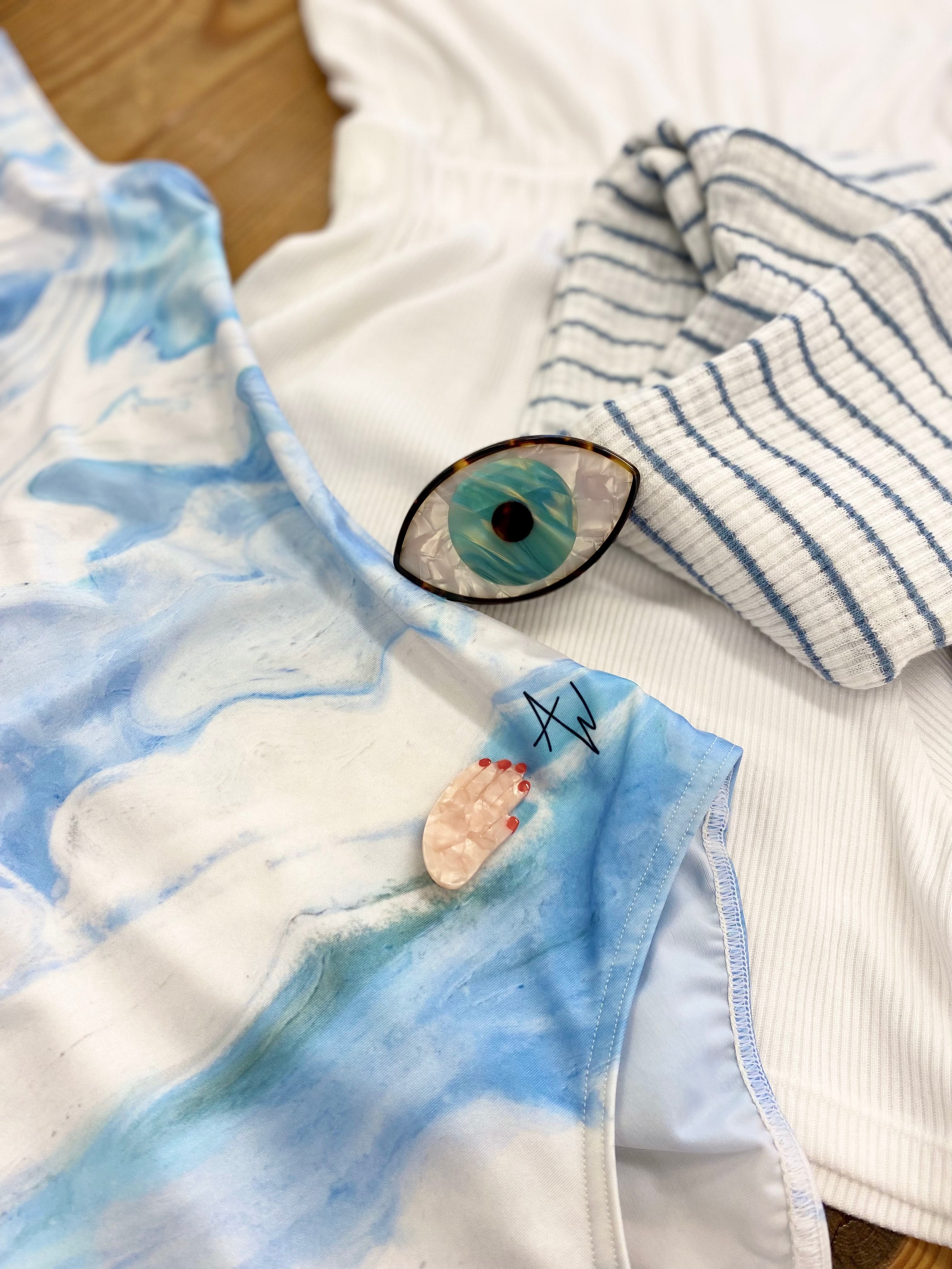 EYE HAIR CLAW - BLUE