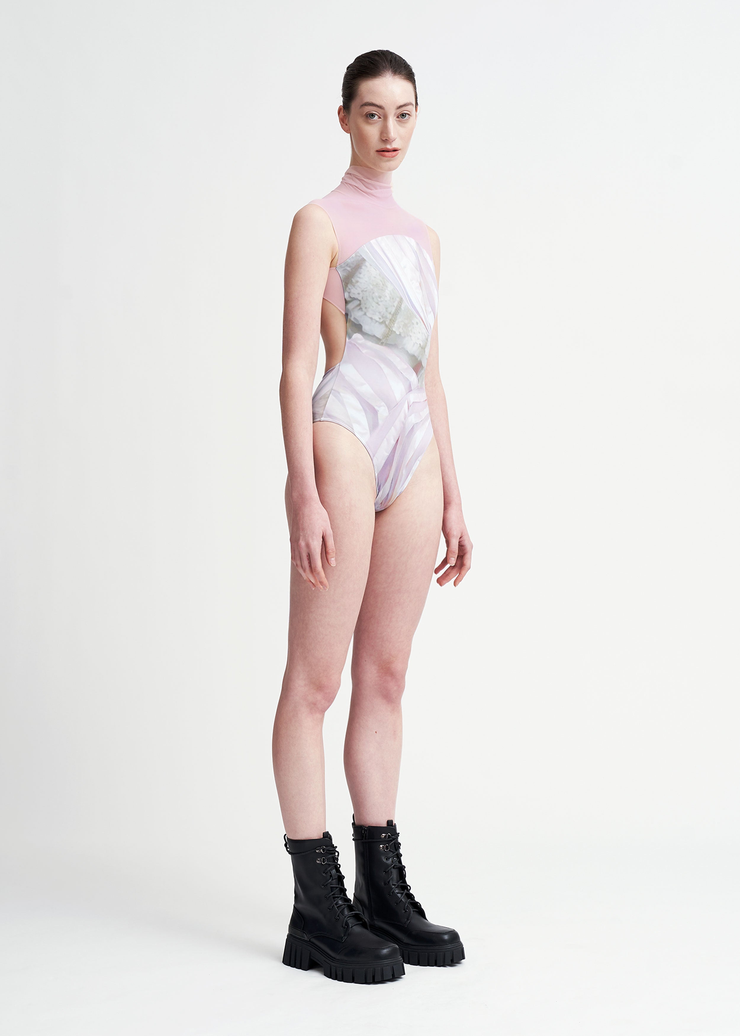 LILITH_9.5 | HIGH NECK X PINK MESH