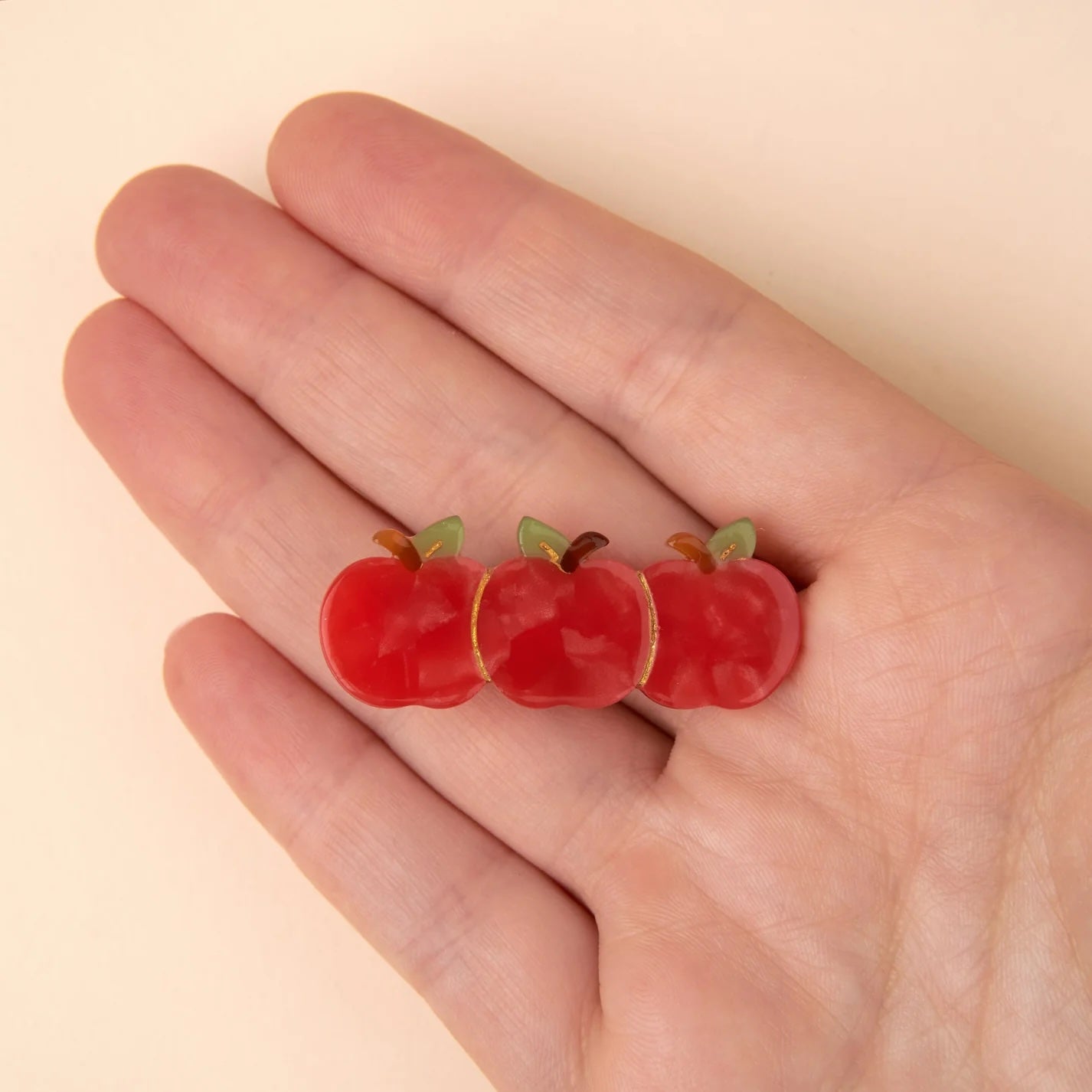 APPLE HAIR CLIP