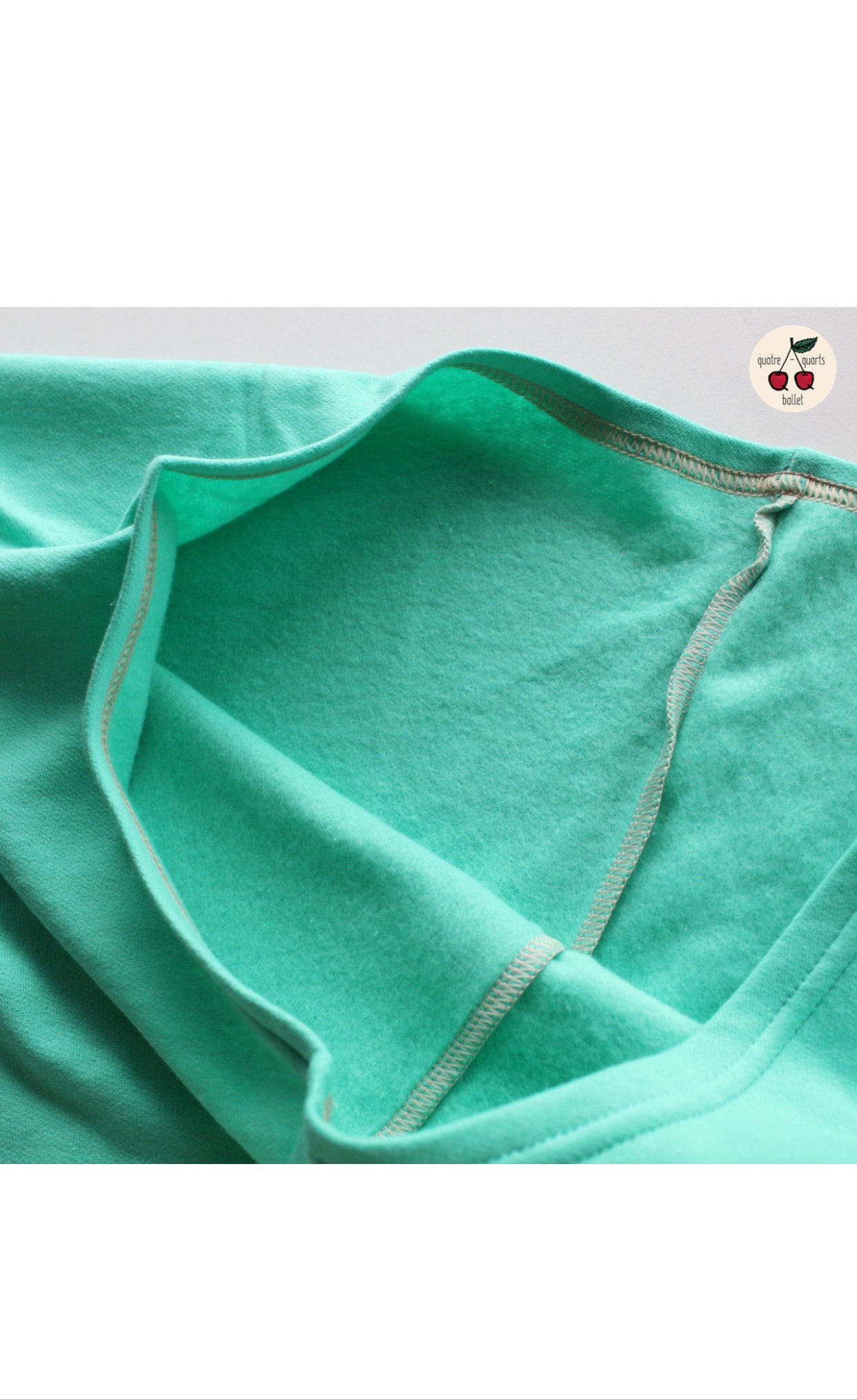 Sweatshirt with colour waist | Mint x Nude