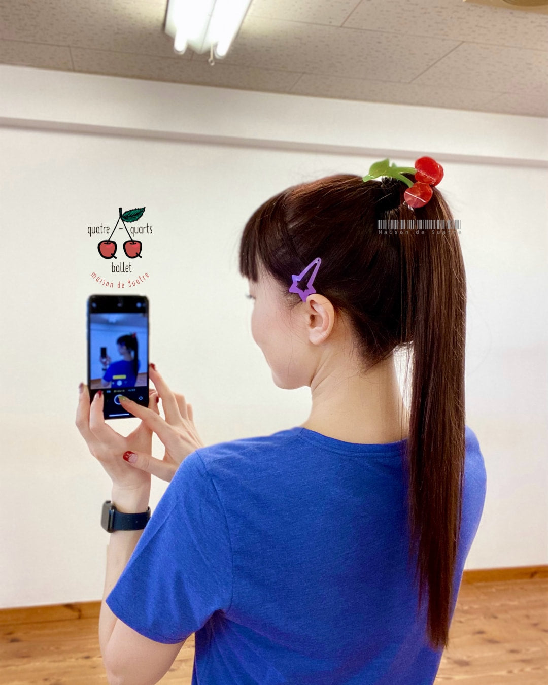 CHERRY HAIR CLAW