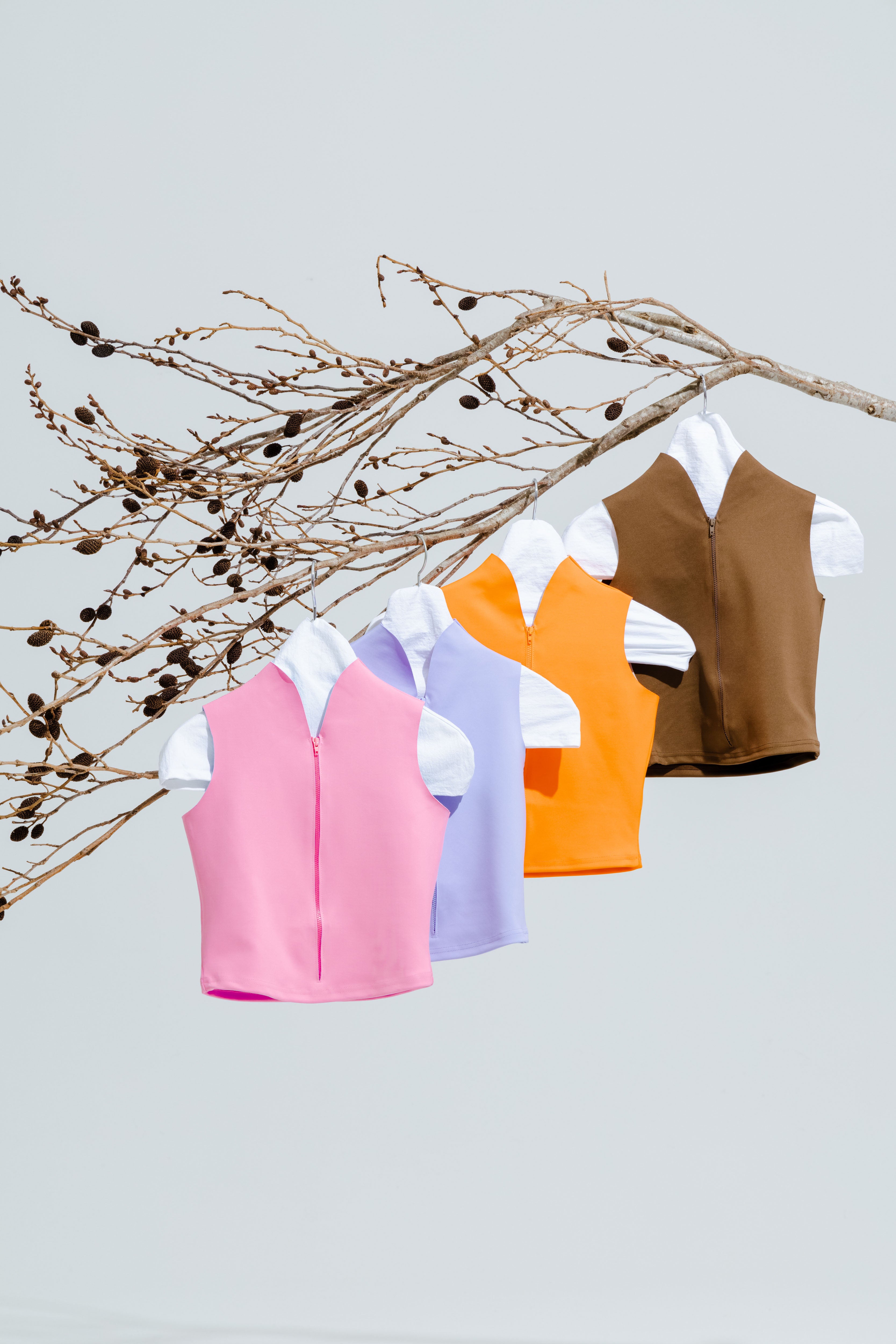 ZIPPERED HALF TOP | TOBACCO