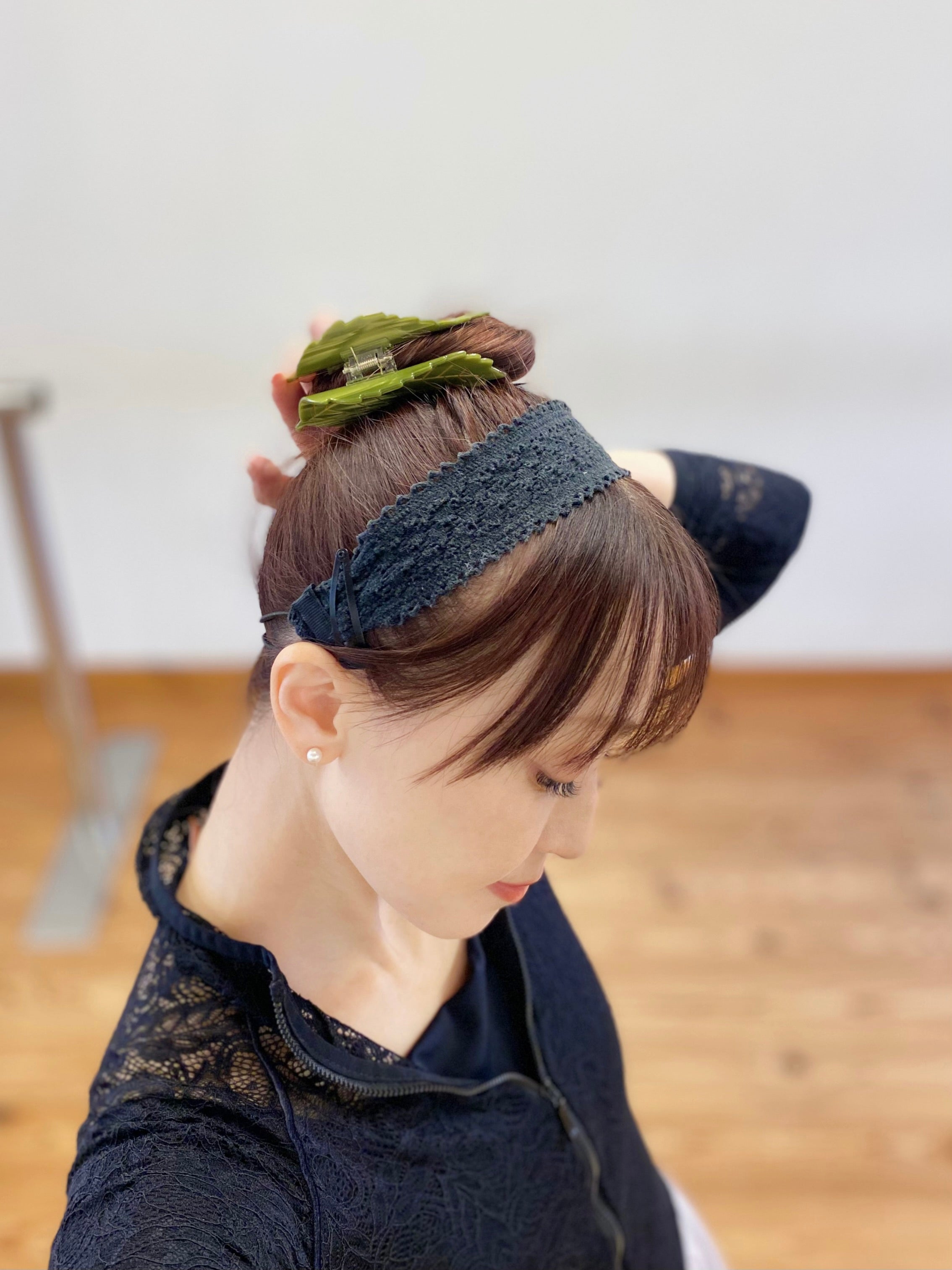 CHESTNUT LEAF HAIR CLAW