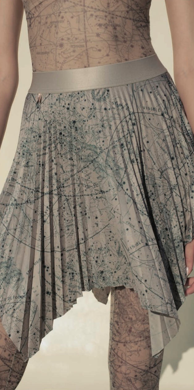 CELESTIAL PLEATED SHORT SKIRT