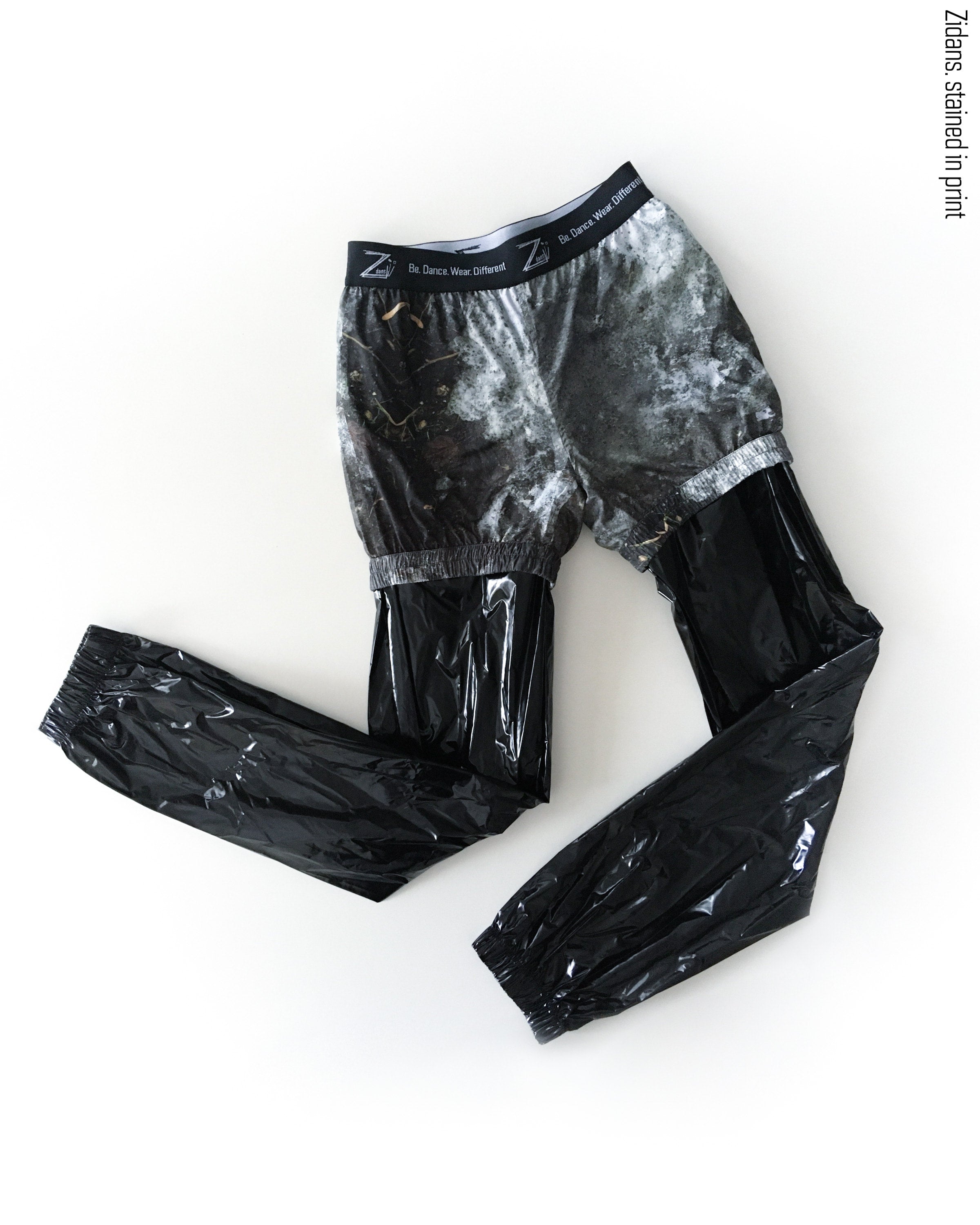 Pants + Shorts, stained in print | mud