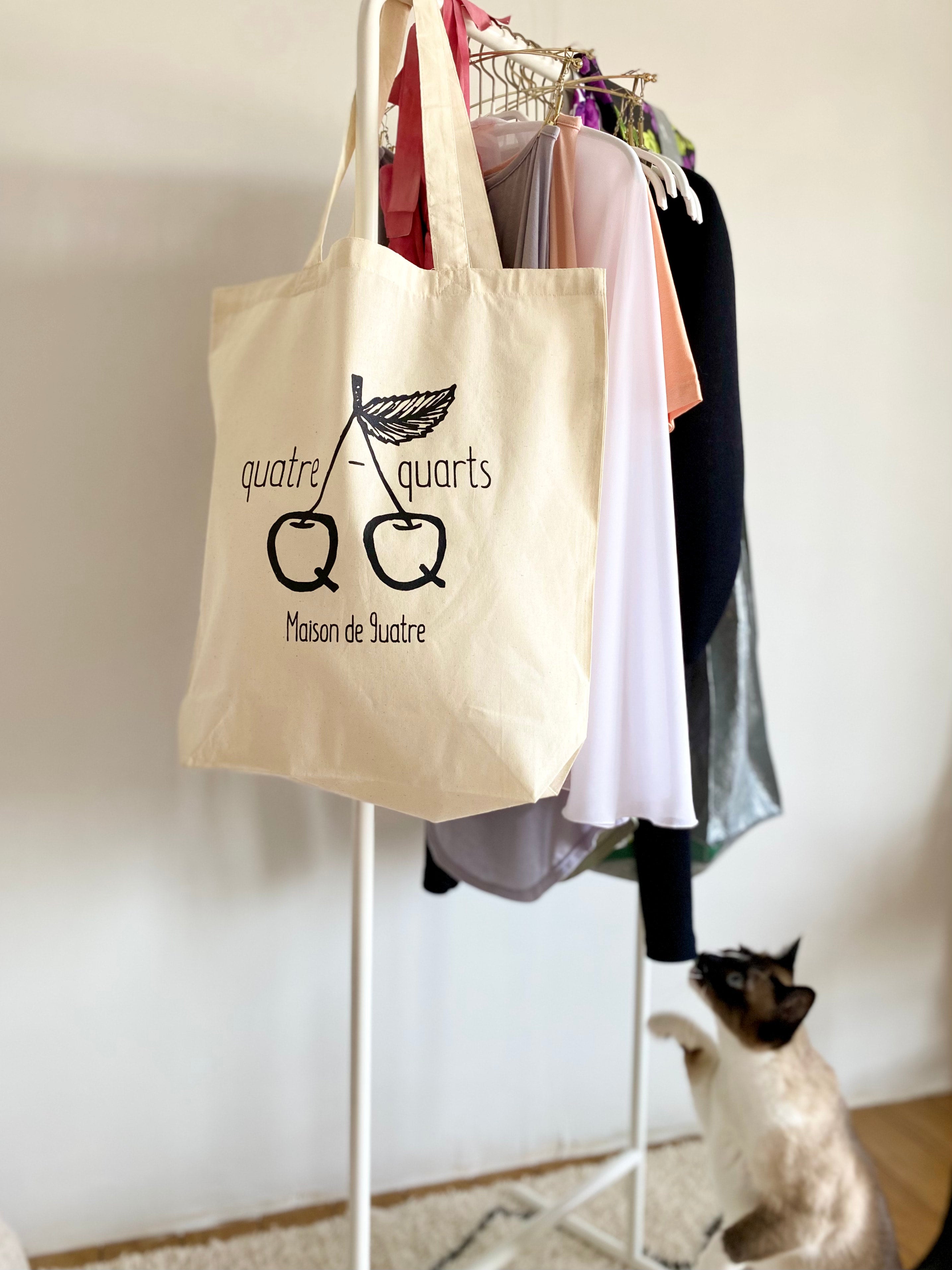 Maison de 9uatre Tote bag | Cherry