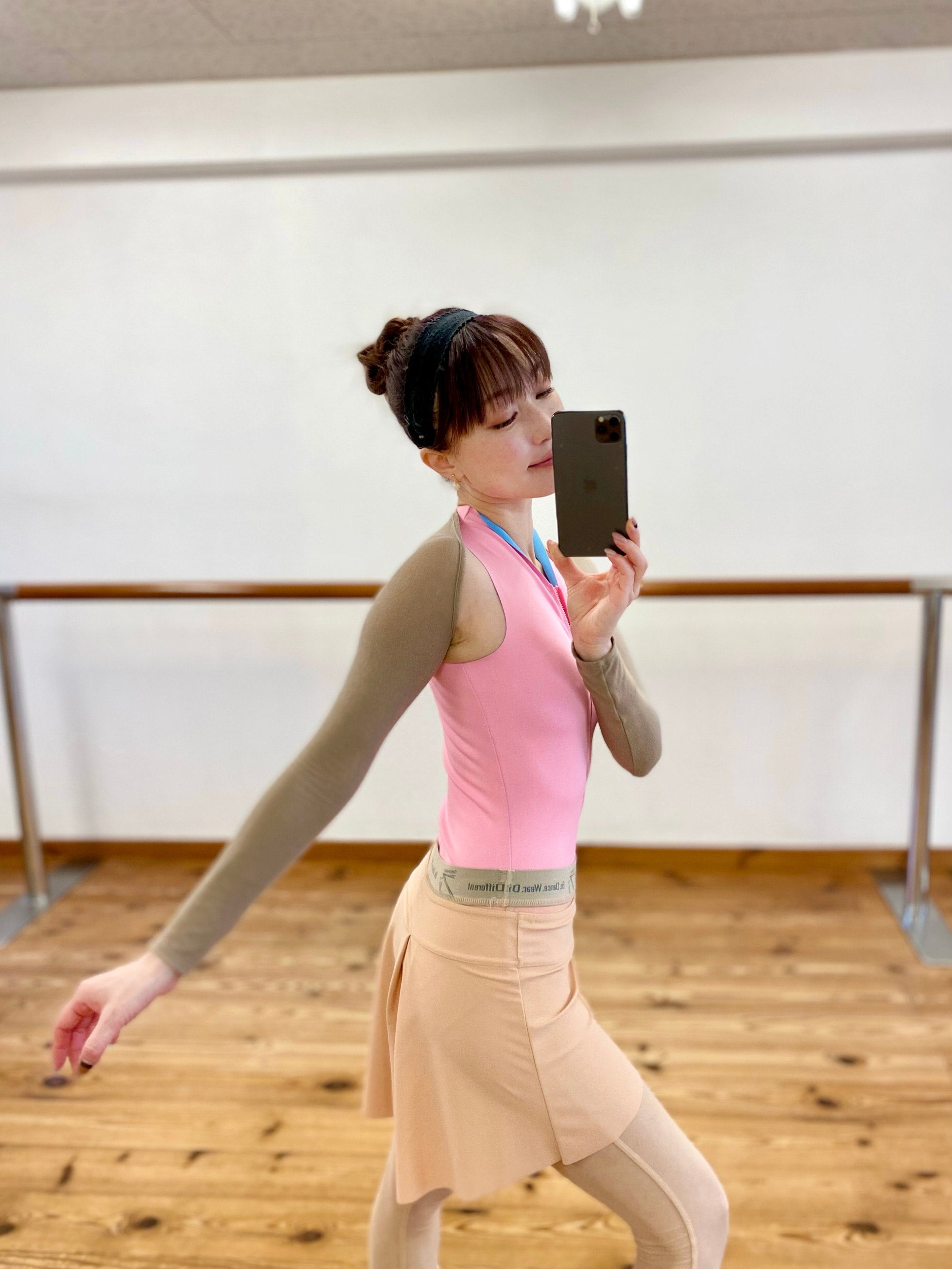ZIPPERED LEOTARD | HOT PINK