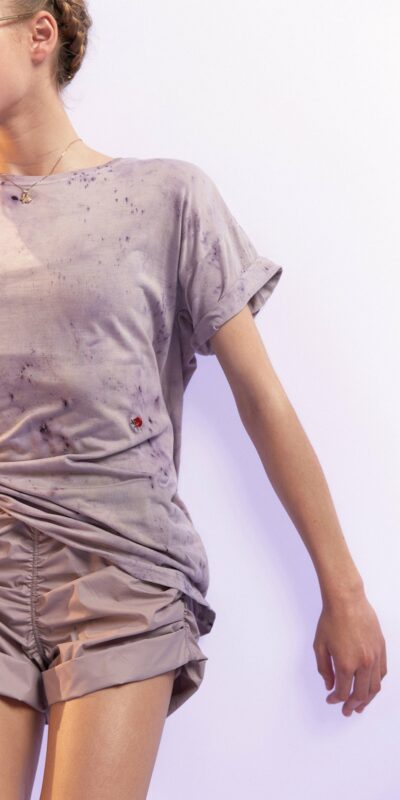 SUN-KISSED – hand dyed t-shirt with embroidered bugs – lavender/multicolor