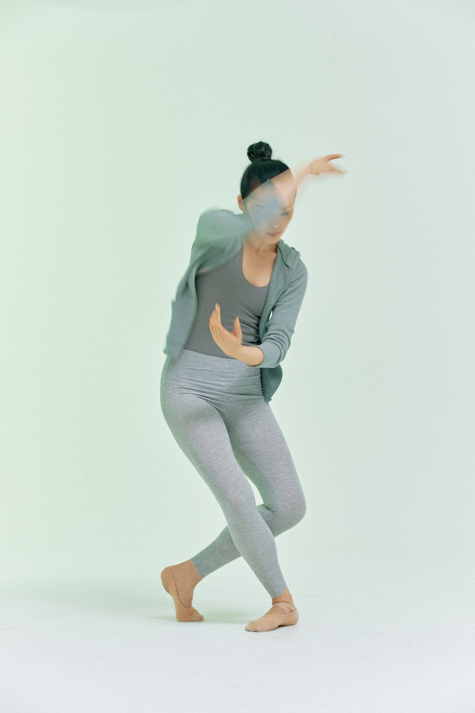 ORGANIC COTTON LACED HOODIE | SAUGE