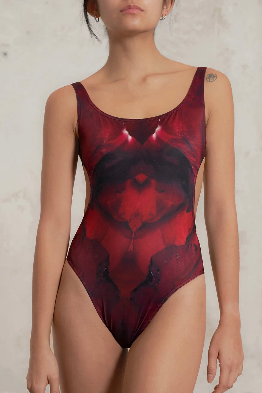 Munstead Wood | Pole wear