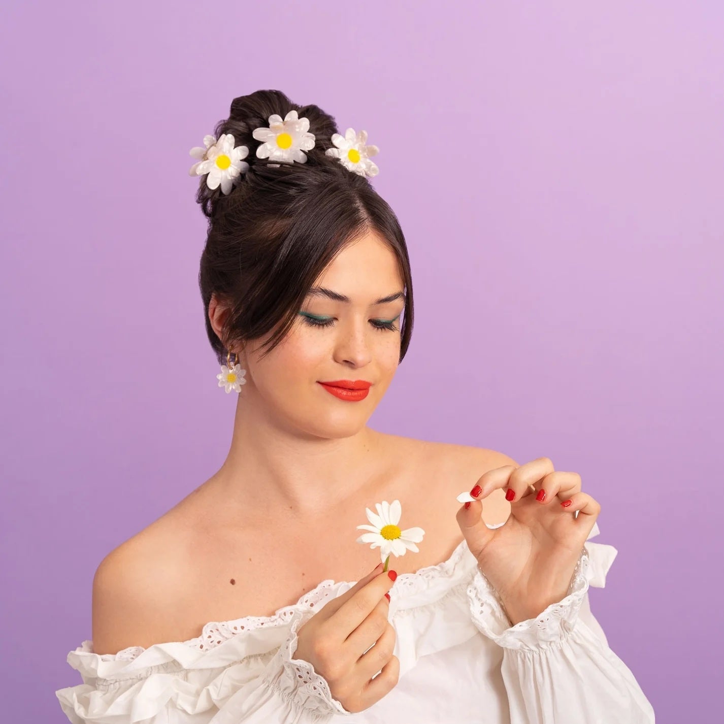 DAISY HAIR CLAW