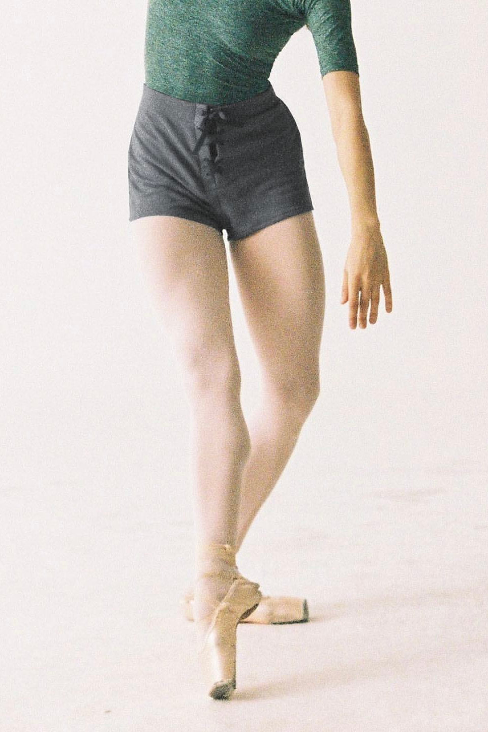 CREORA® SHORT | FLEECE GREY