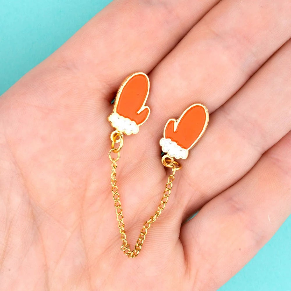 MITTENS PIN