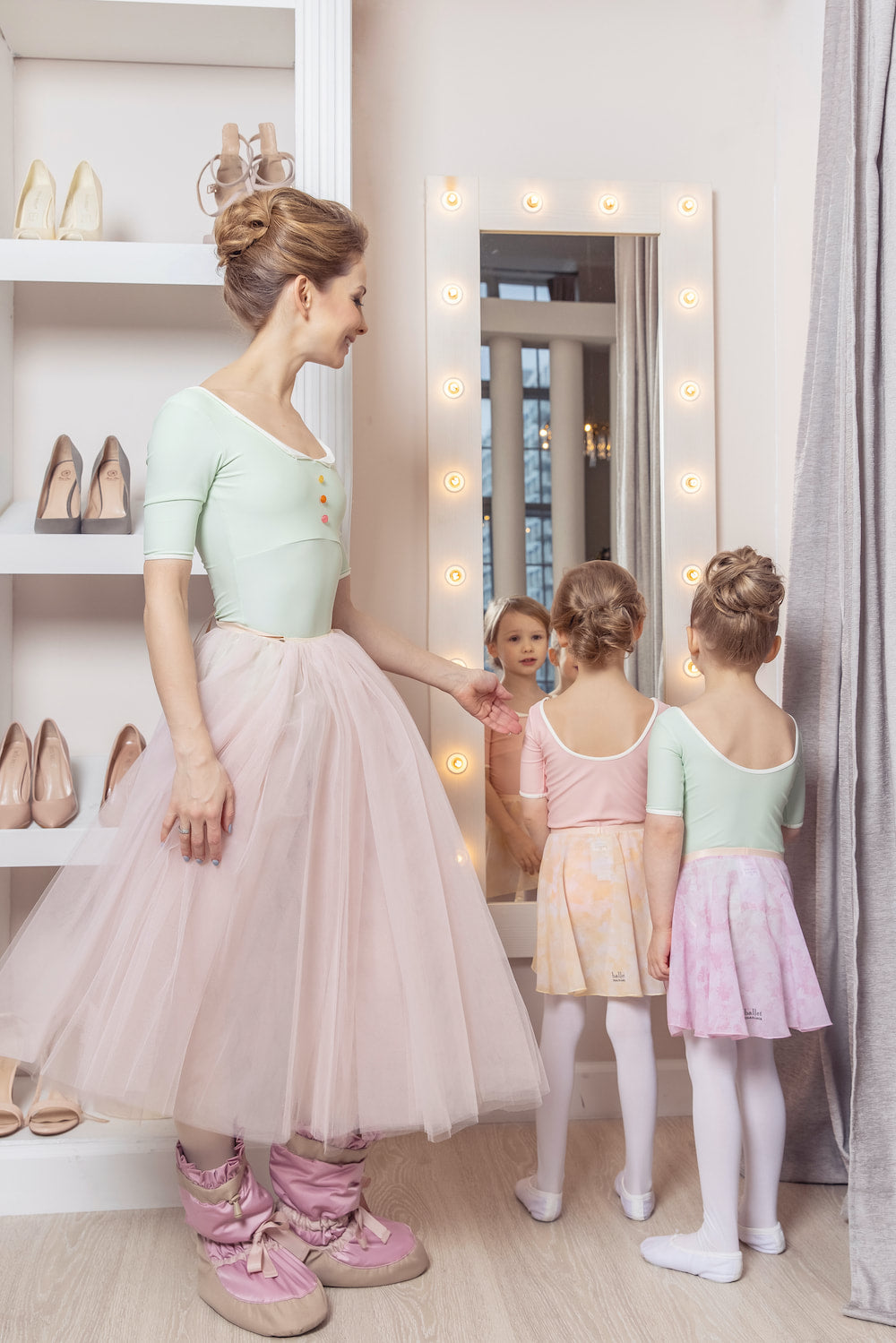 Montpensier girls leotard | Pink peach