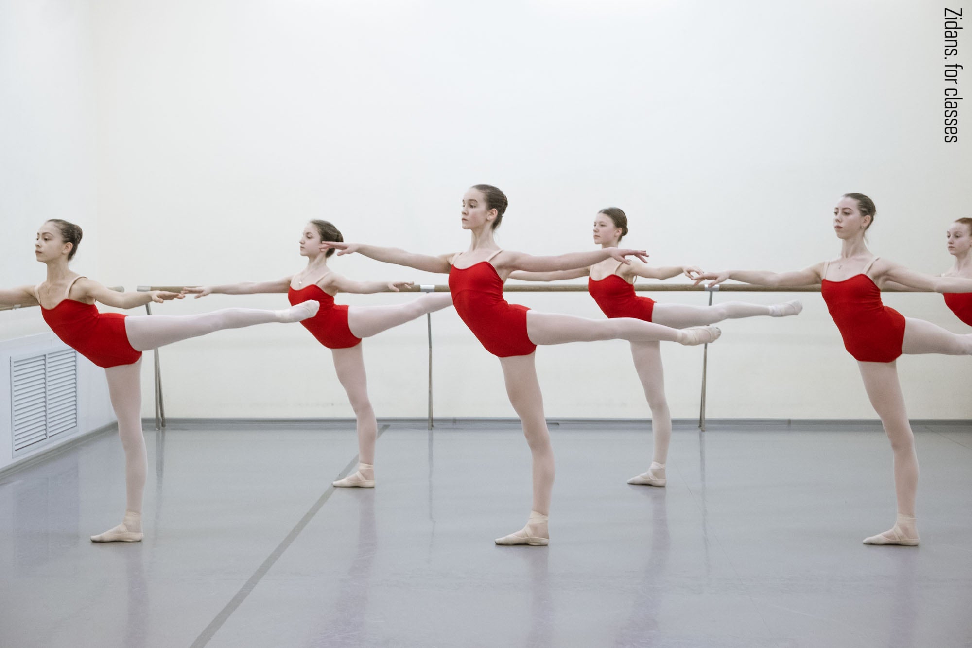 Strap leotard for classes | scarlet