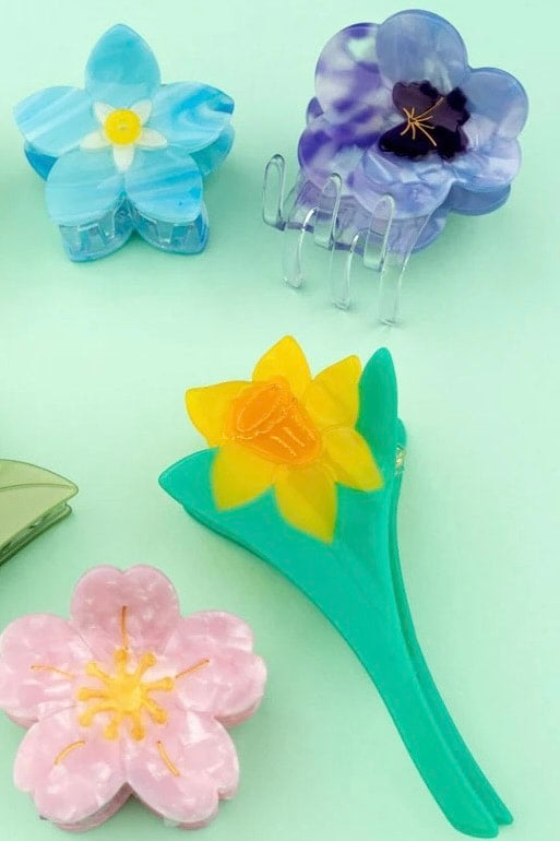 PURPLE PANSY HAIR CLAW