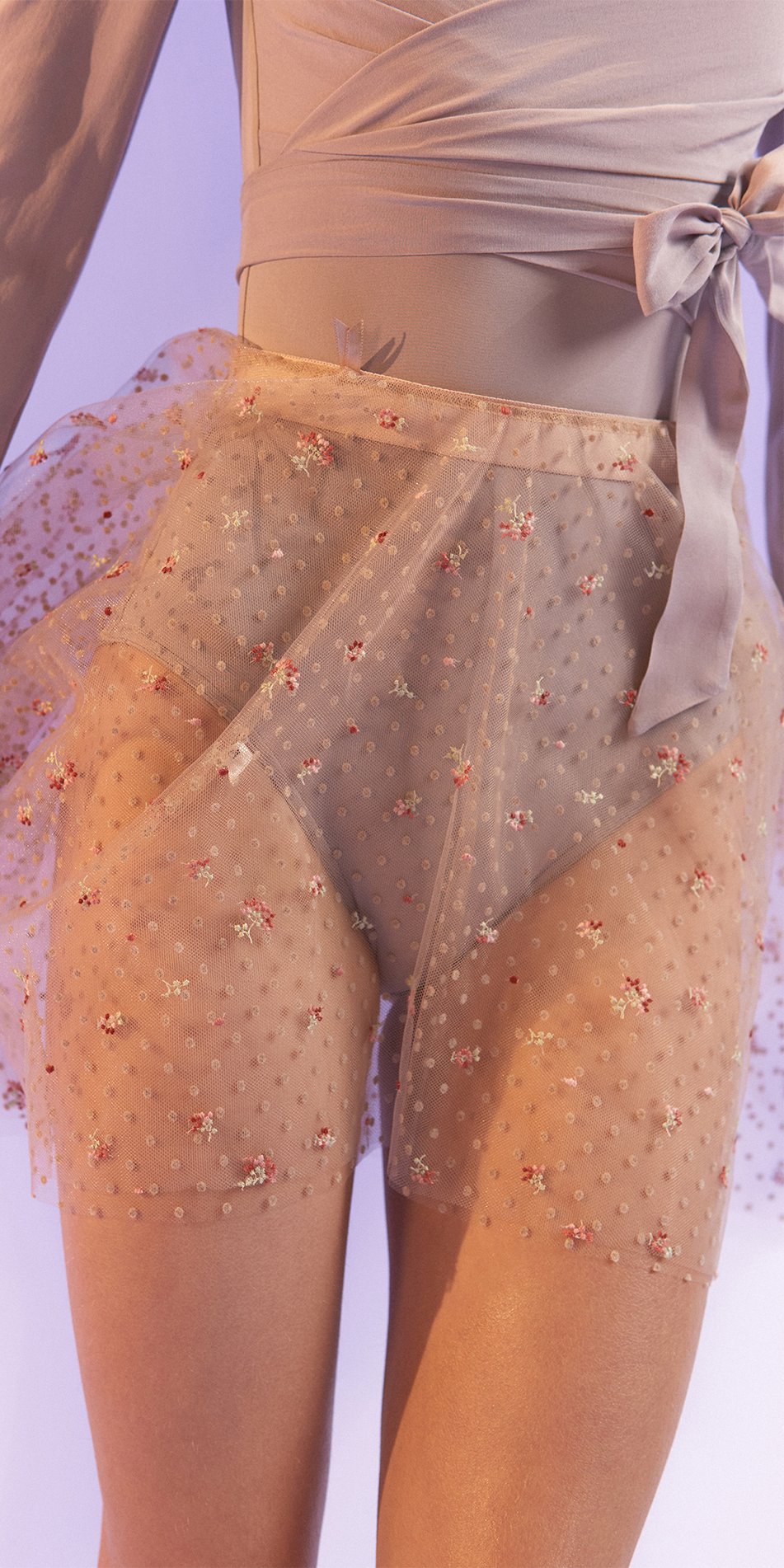 MEDITERRANEAN MEADOW – double layered short tulle skirt with embroidered flowers & flocked polka dots – nude/multicolor