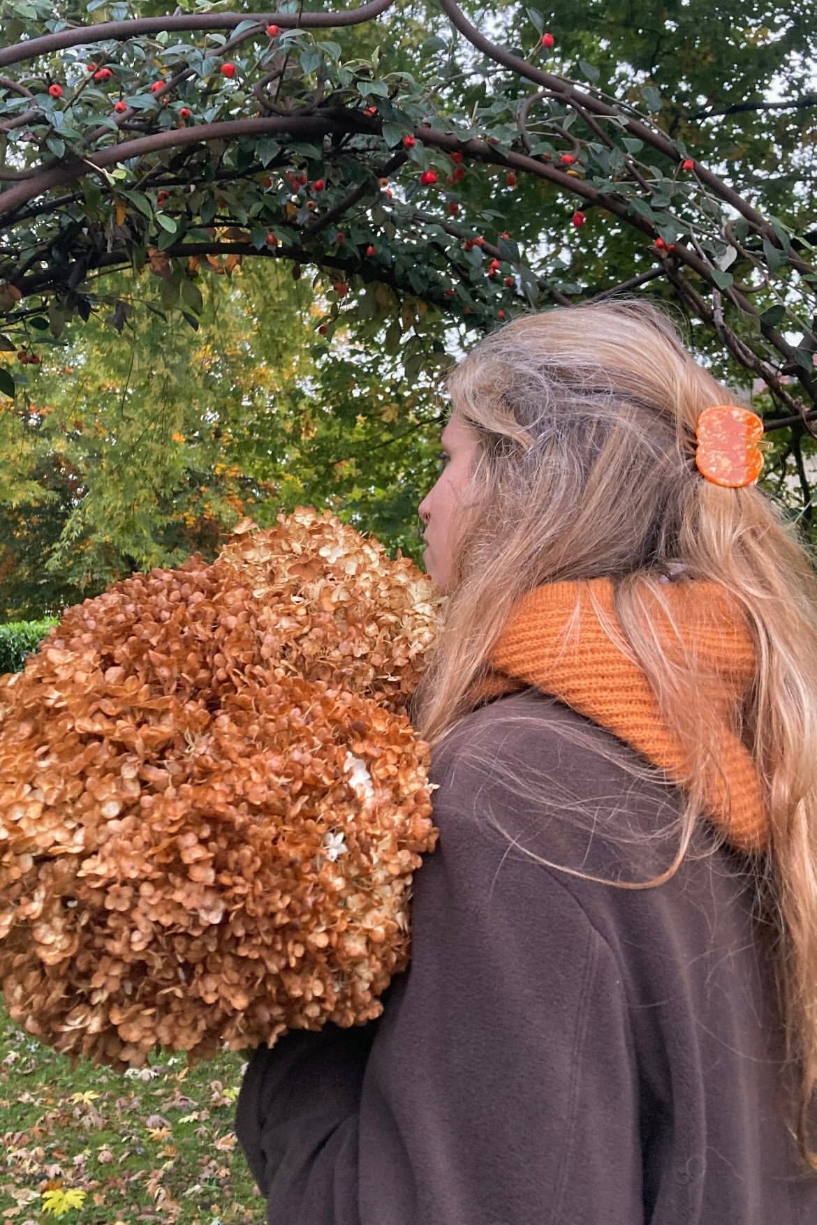 PUMPKIN HAIR CLAW