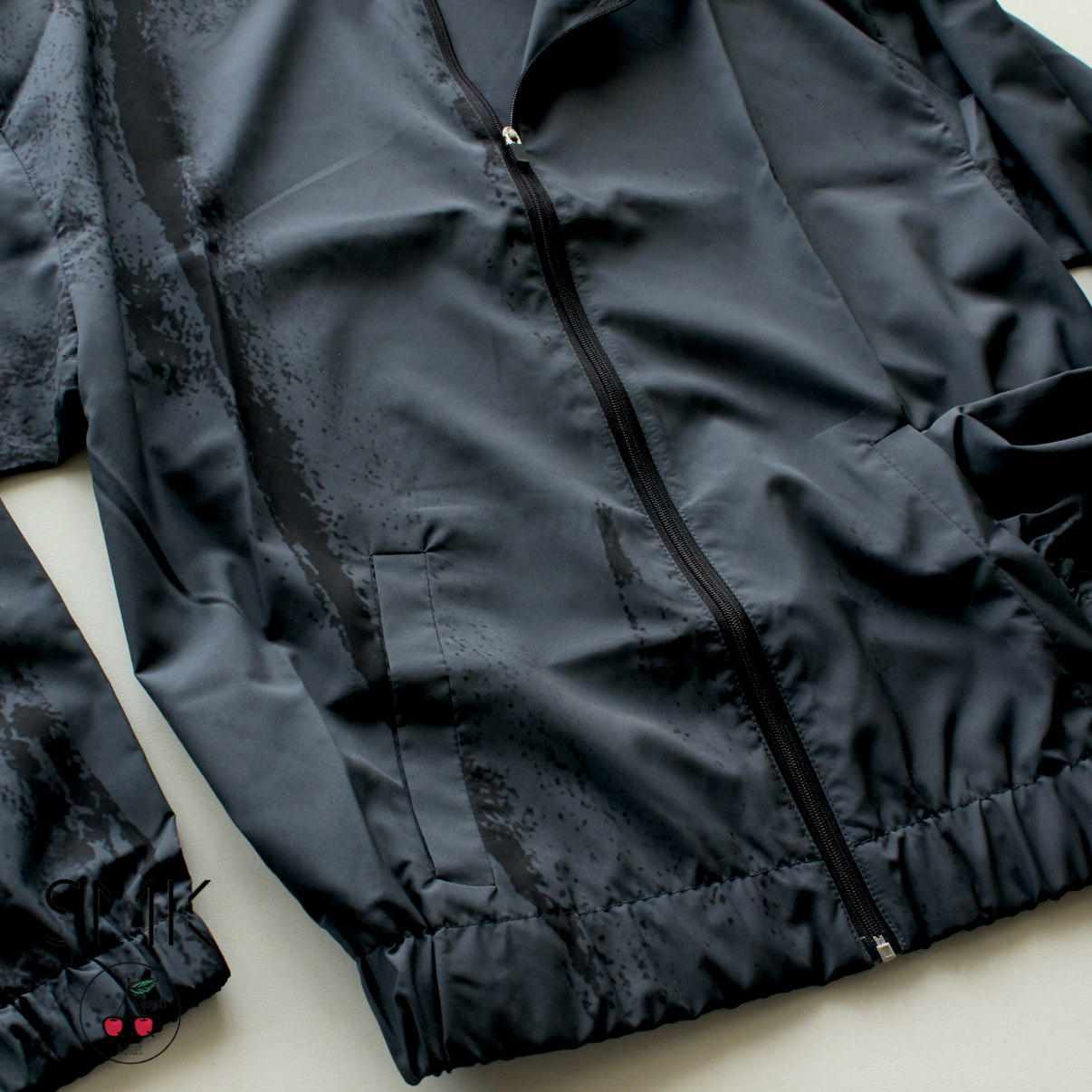 PRINTED RECYCLED POLYESTER JACKET | DARK ICE