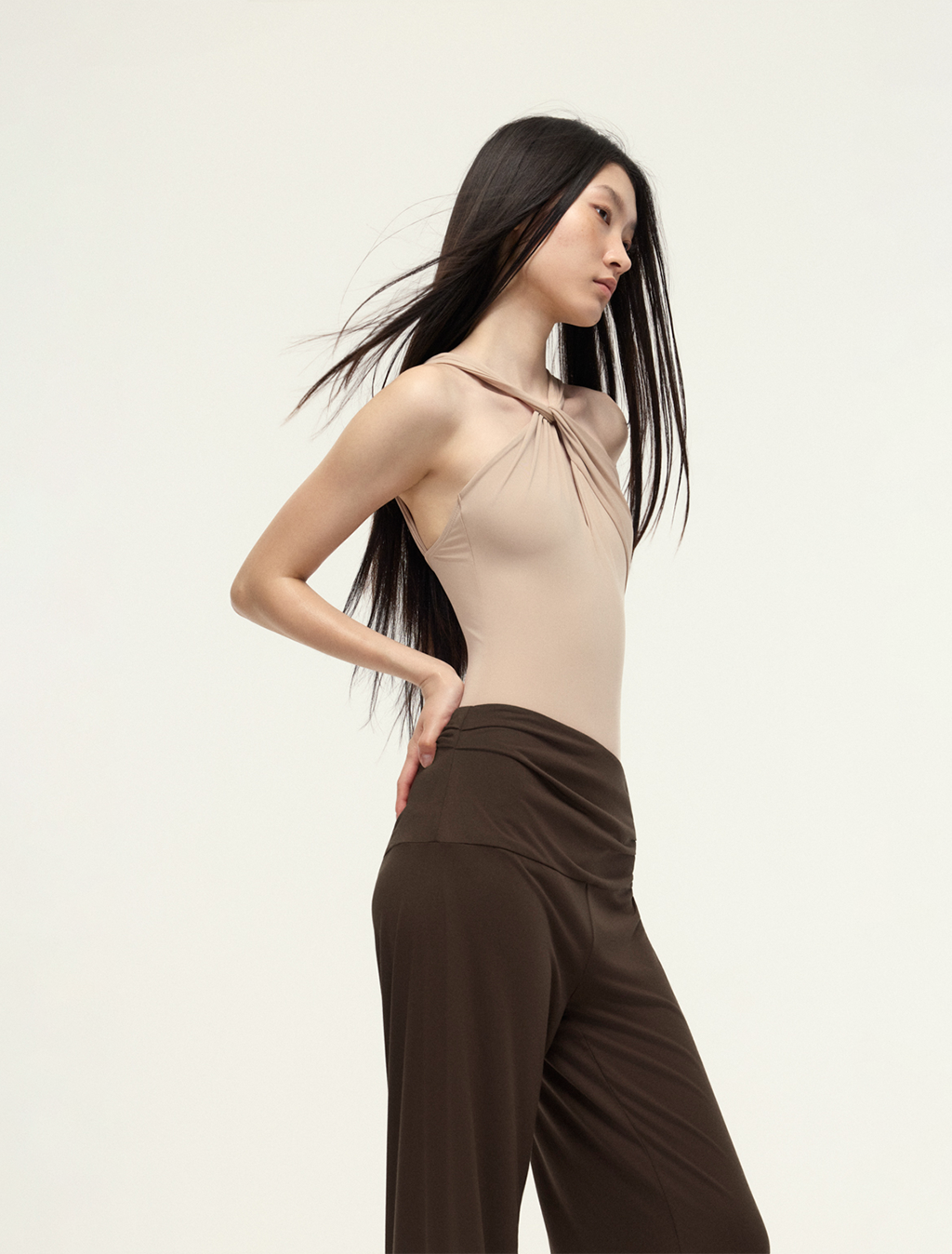 ［予約アイテム］SecondSkin SilkSoft™ Stola Curve-Draped Long Pants x 3色