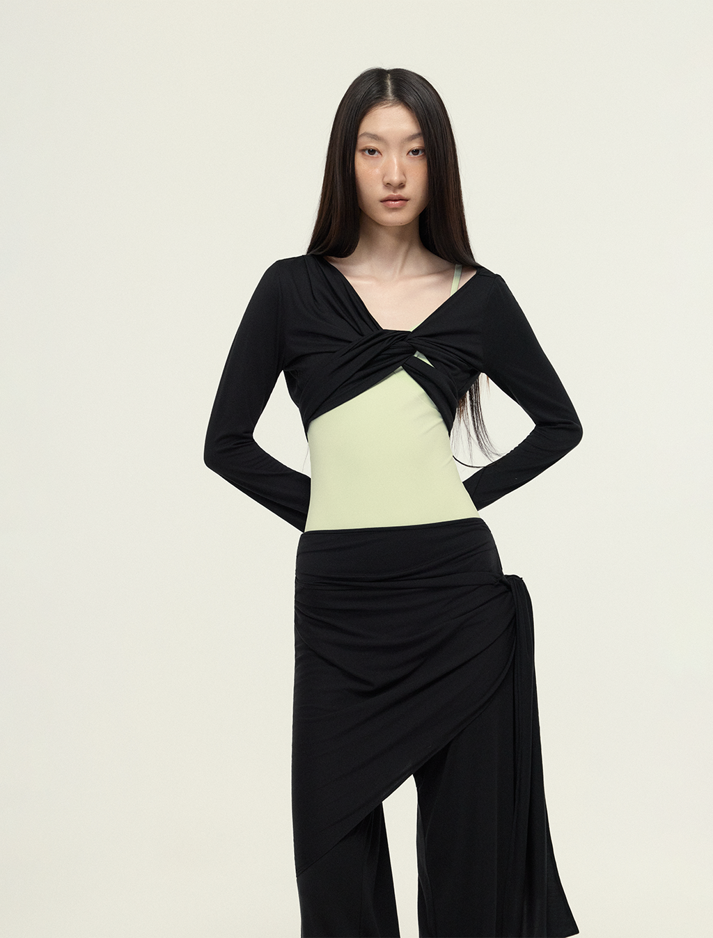 ［予約アイテム］SecondSkin SilkSoft™ Stola Curve-Draped Wrap Skirt x 3色