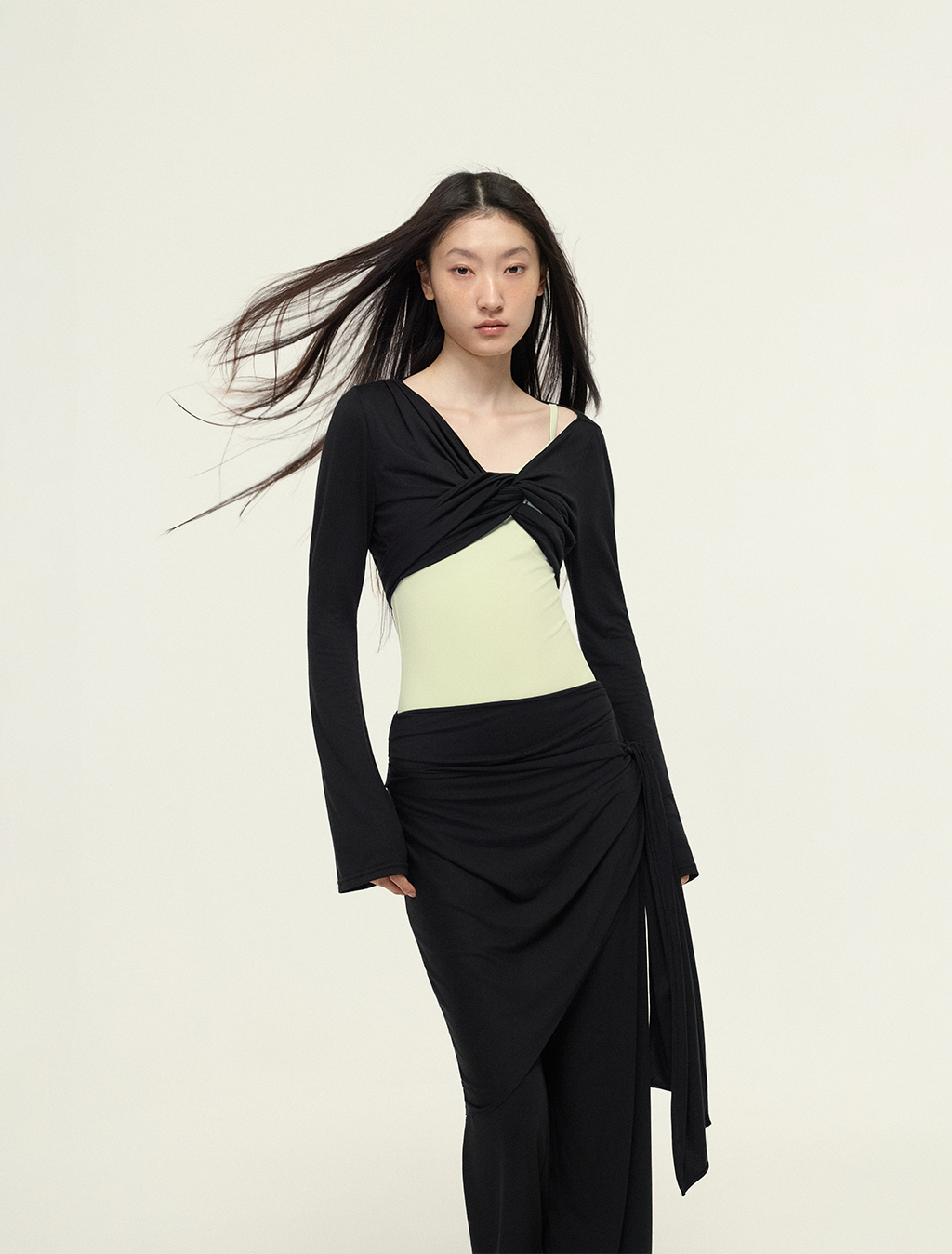［予約アイテム］SecondSkin SilkSoft™ Stola Curve-Draped Wrap Skirt x 3色