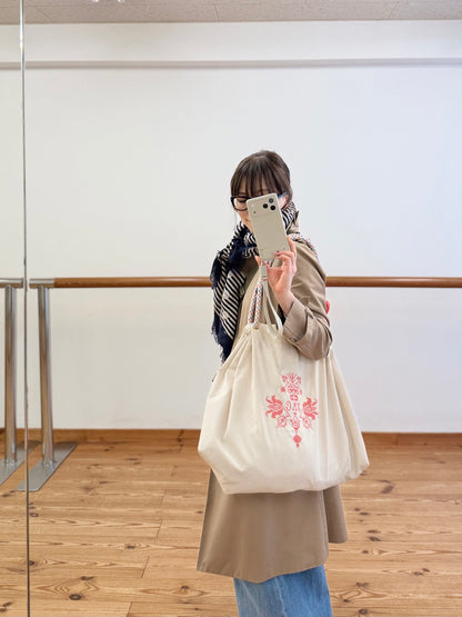 BINDLE – alpinia cross stitch tote | EDELWEISS