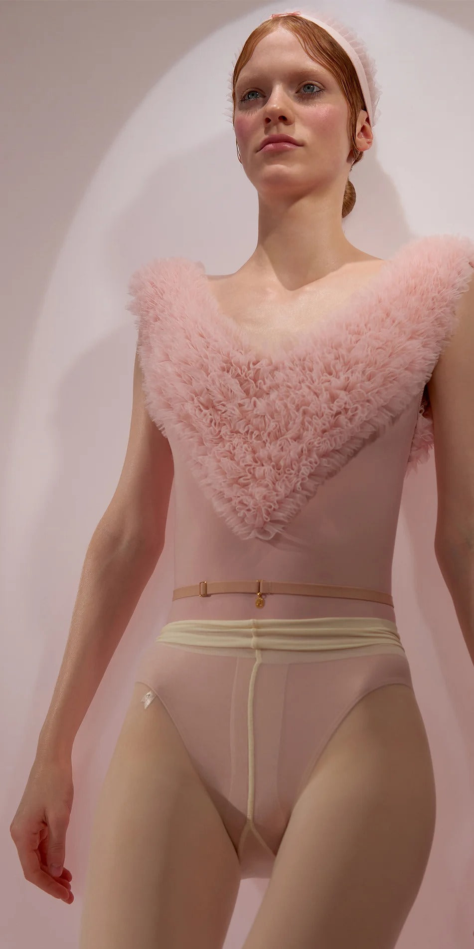 ［予約アイテム］CHANTILLY – ruffle tulle décolleté leotard – baby blush