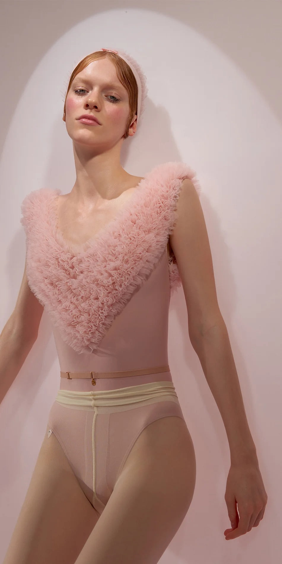 ［予約アイテム］CHANTILLY – ruffle tulle décolleté leotard – baby blush