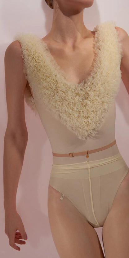 ［予約アイテム］CHANTILLY – ruffle tulle décolleté leotard – edelweiss