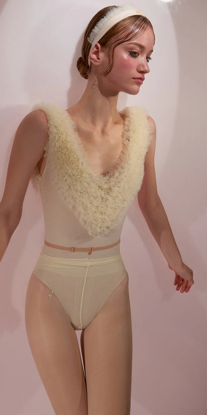 ［予約アイテム］CHANTILLY – ruffle tulle décolleté leotard – edelweiss