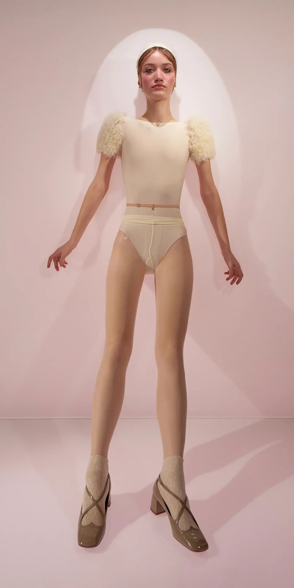 ［予約アイテム］CHANTILLY – ruffle tulle short sleeve leotard – edelweiss