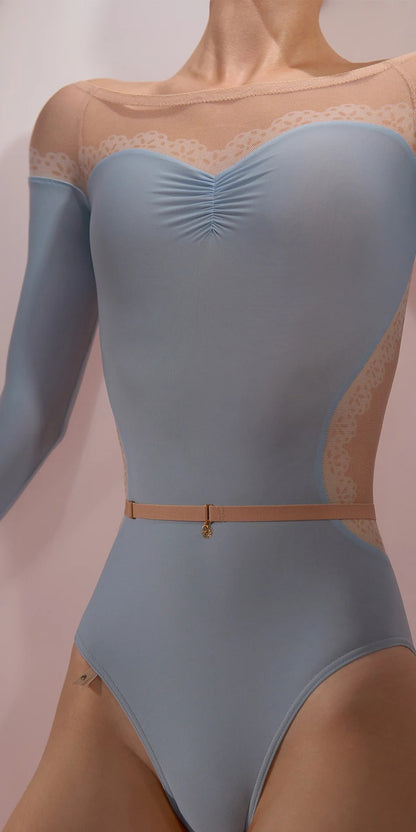 ［予約アイテム］HOURGLASS – lace napkin boatneck leotard – baby blue