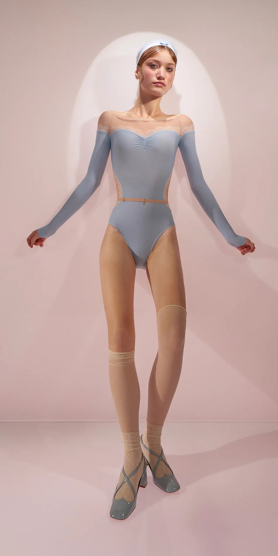 ［予約アイテム］HOURGLASS – lace napkin boatneck leotard – baby blue