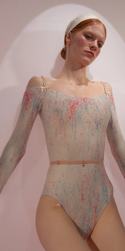 ［予約アイテム］SPRINKLE MERINGUE – off-shoulder leotard with cake-candle straps – blue/blush