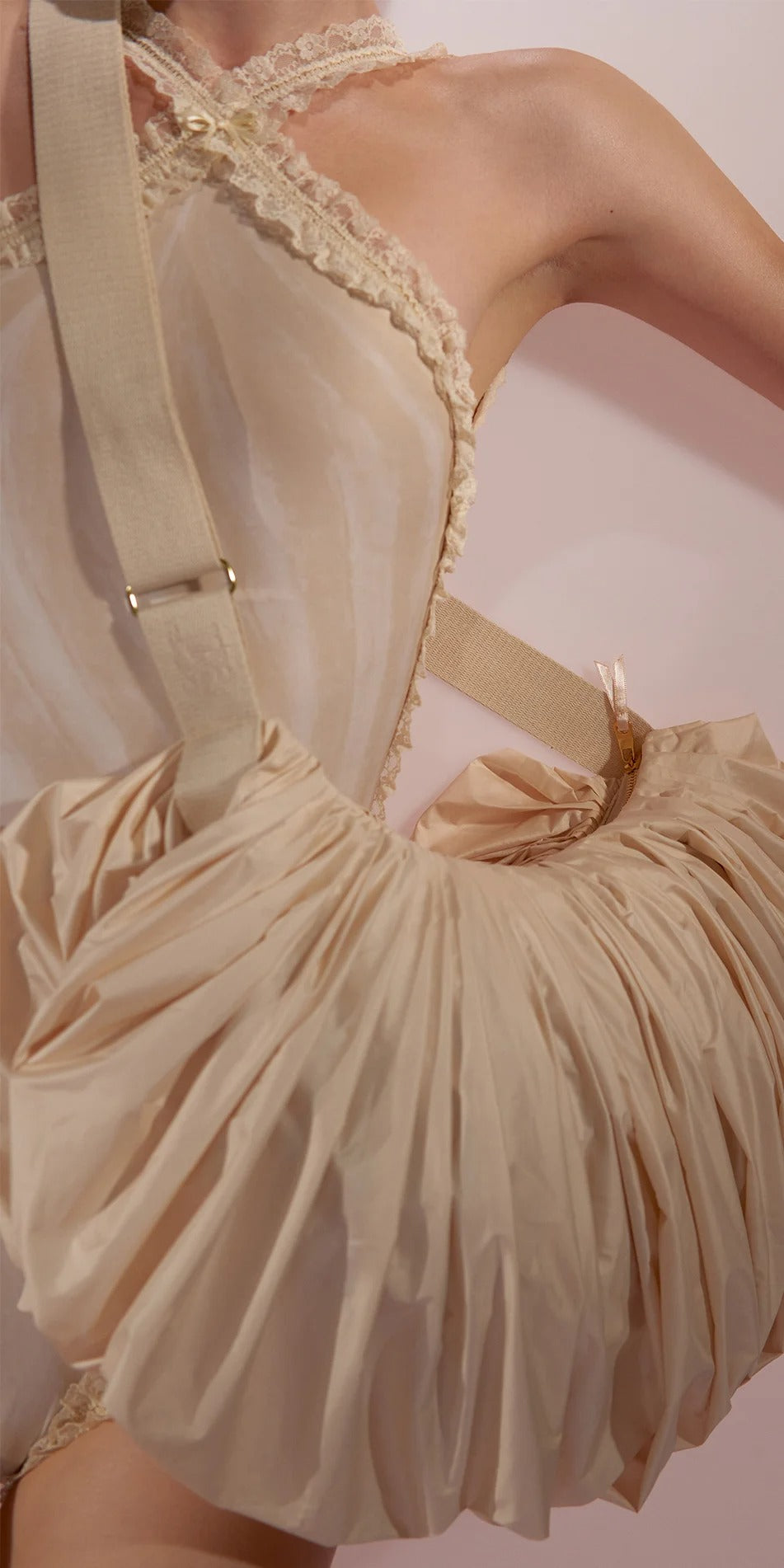 ［予約アイテム］WHIPPED CREAM – pleated croissant bag – edelweiss