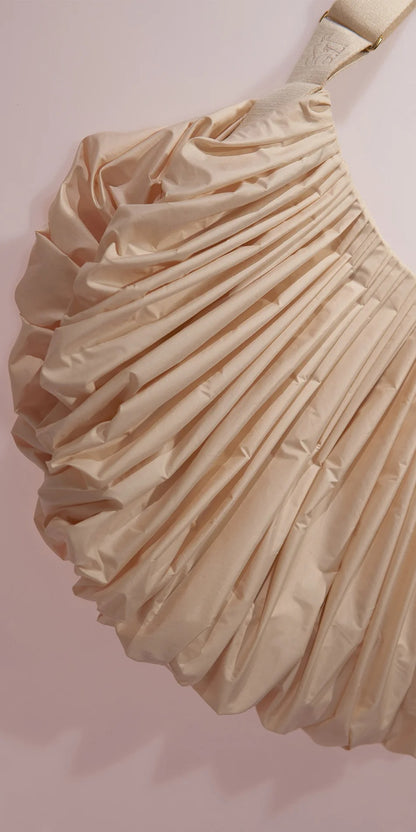 ［予約アイテム］WHIPPED CREAM – pleated croissant bag – edelweiss