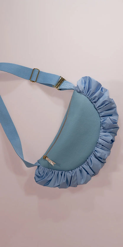 ［予約アイテム］WHIPPED CREAM – pleated fanny pack – baby blue