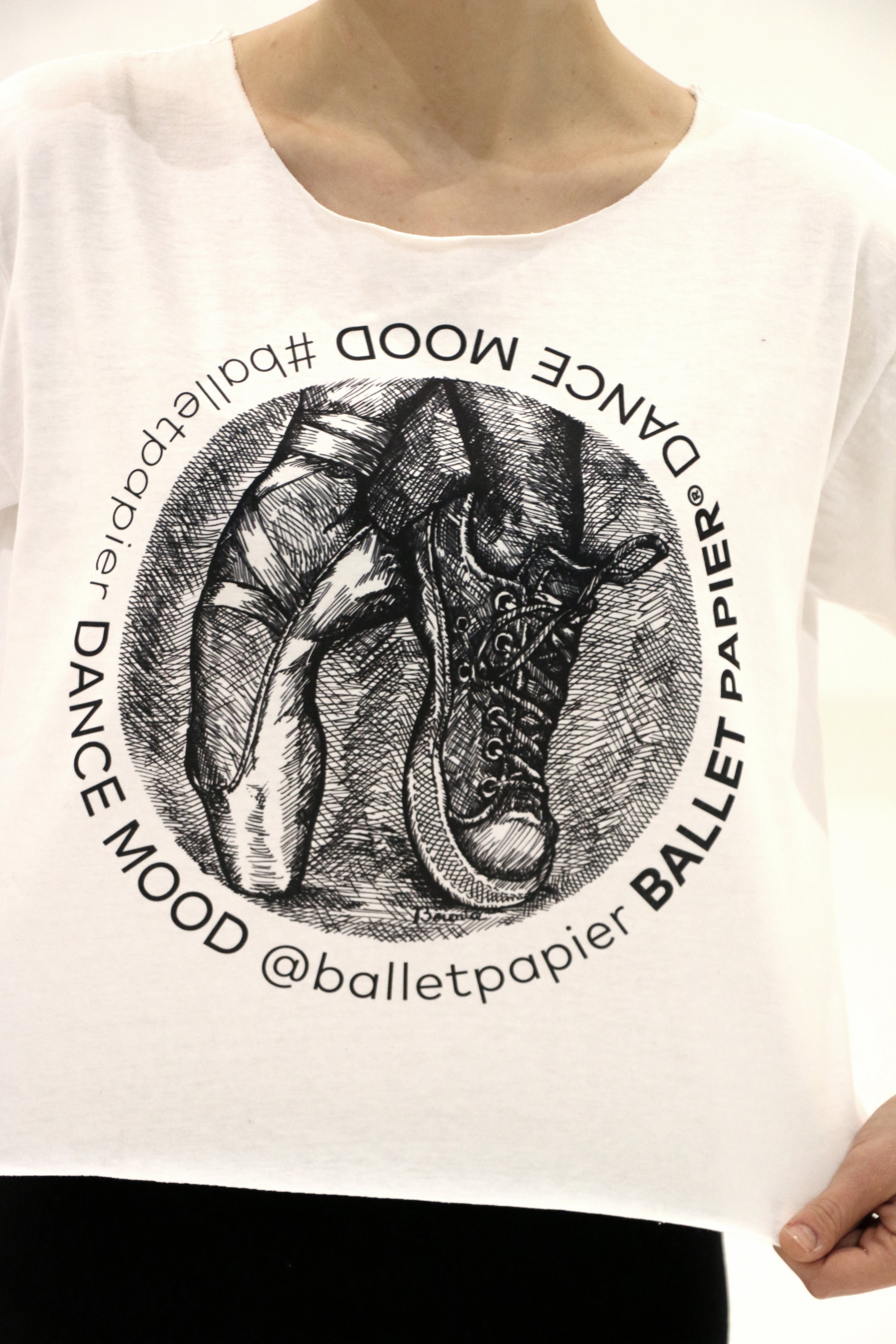 T-shirt | DANCE MOOD — deadstock