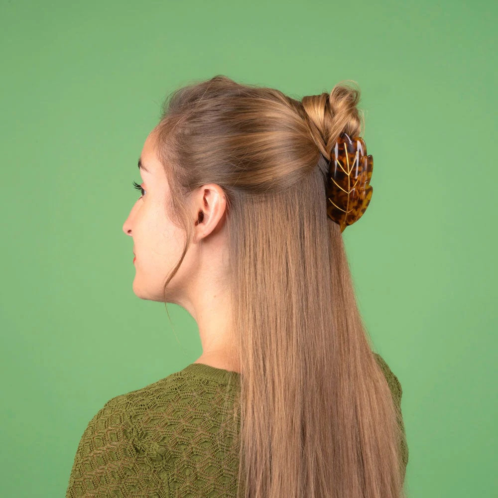 LEAF HAIR CLAW