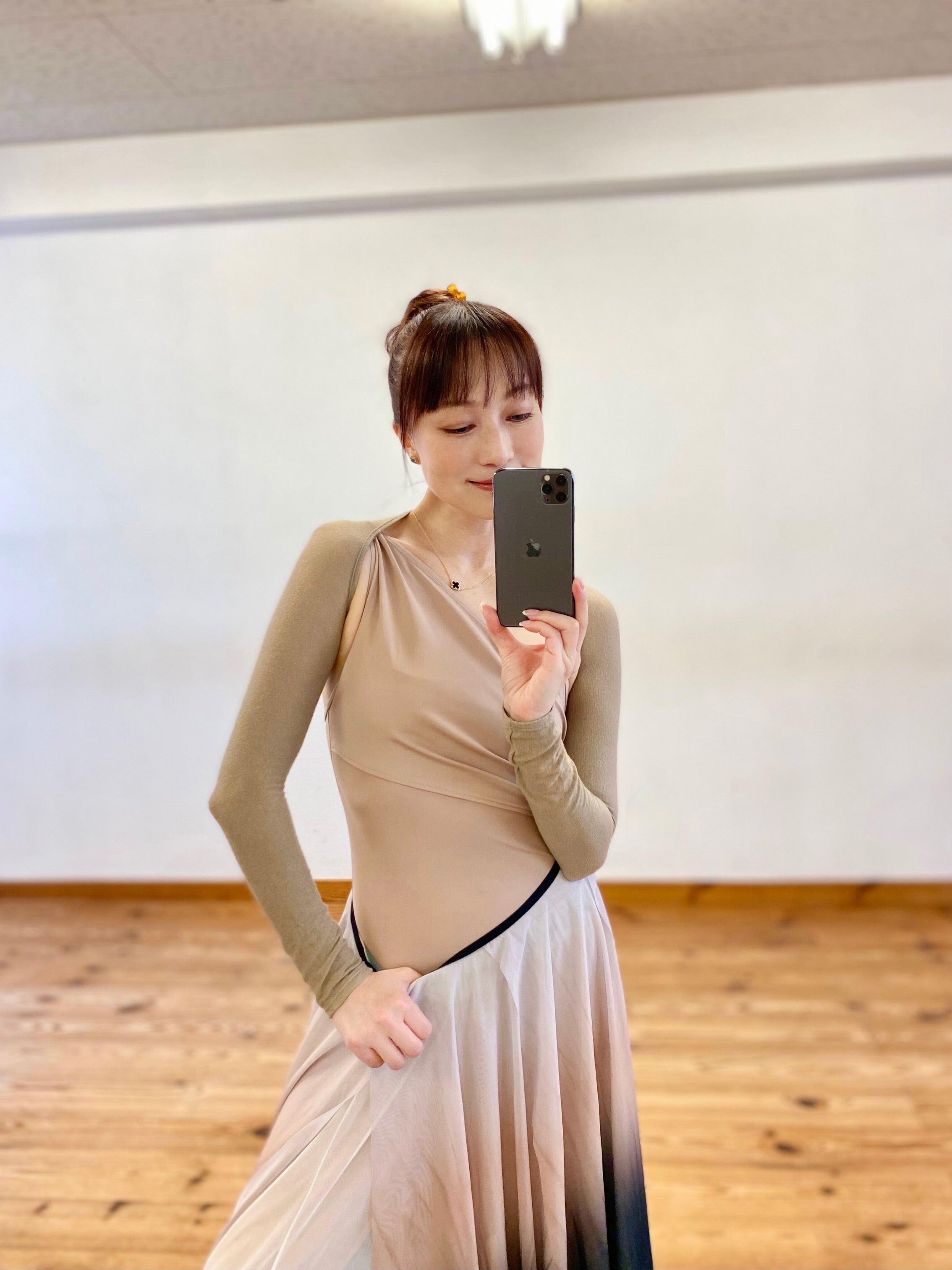 ［予約アイテム］Flow™ Blooming Max Rehearsal Skirt | Odile
