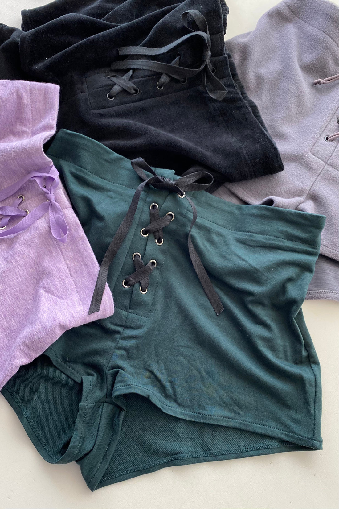 TENCEL® SHORT | EMERALD