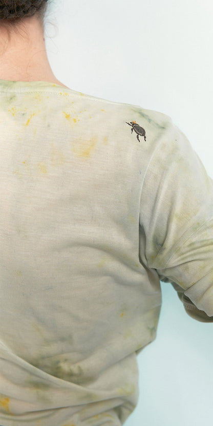 SUN-KISSED – hand dyed t-shirt with embroidered bugs – sage/multicolor