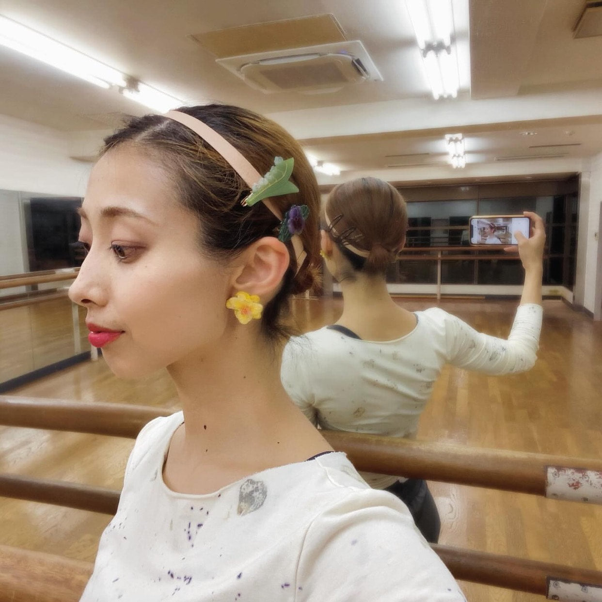 PURPLE PANSY HAIR CLIP