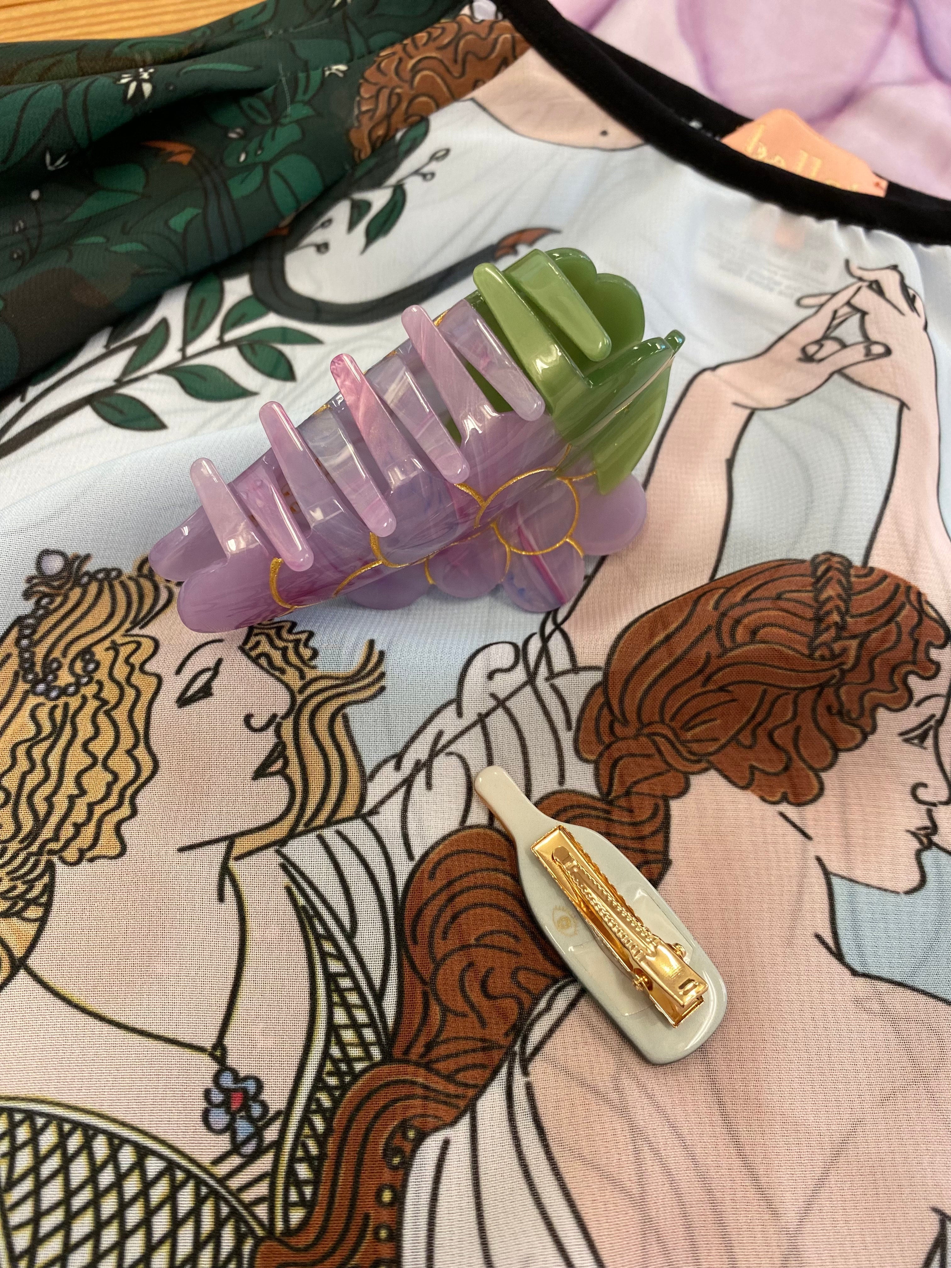 WINE HAIR CLIP