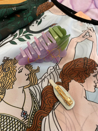 WINE HAIR CLIP