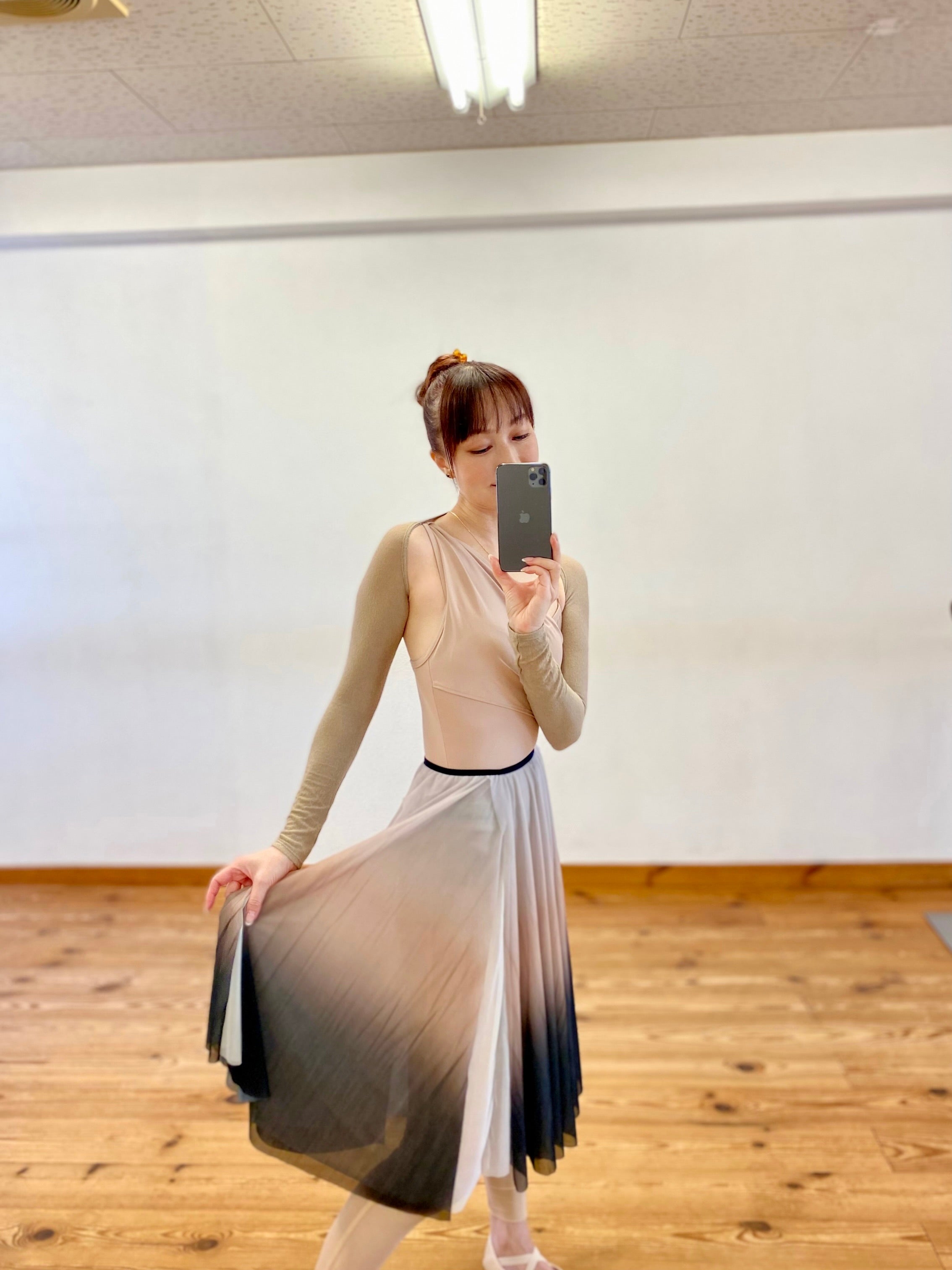 ［予約アイテム］Flow™ Blooming Max Rehearsal Skirt | Odile