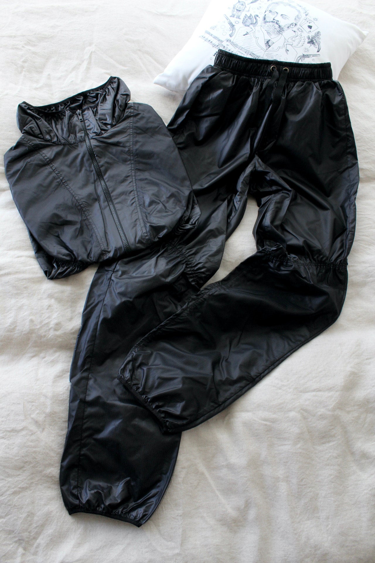 Pants by Kristina Kretova | Black